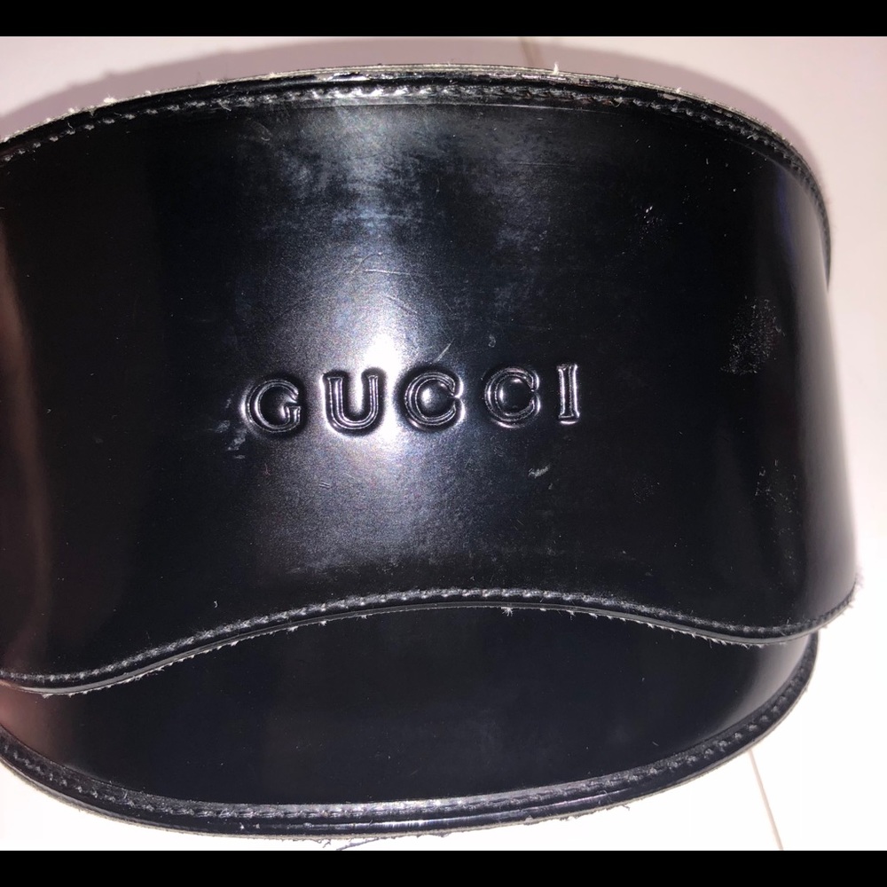 Gucci Black Oversized Sunglasses with Gray Lenses - Picture 4 of 9